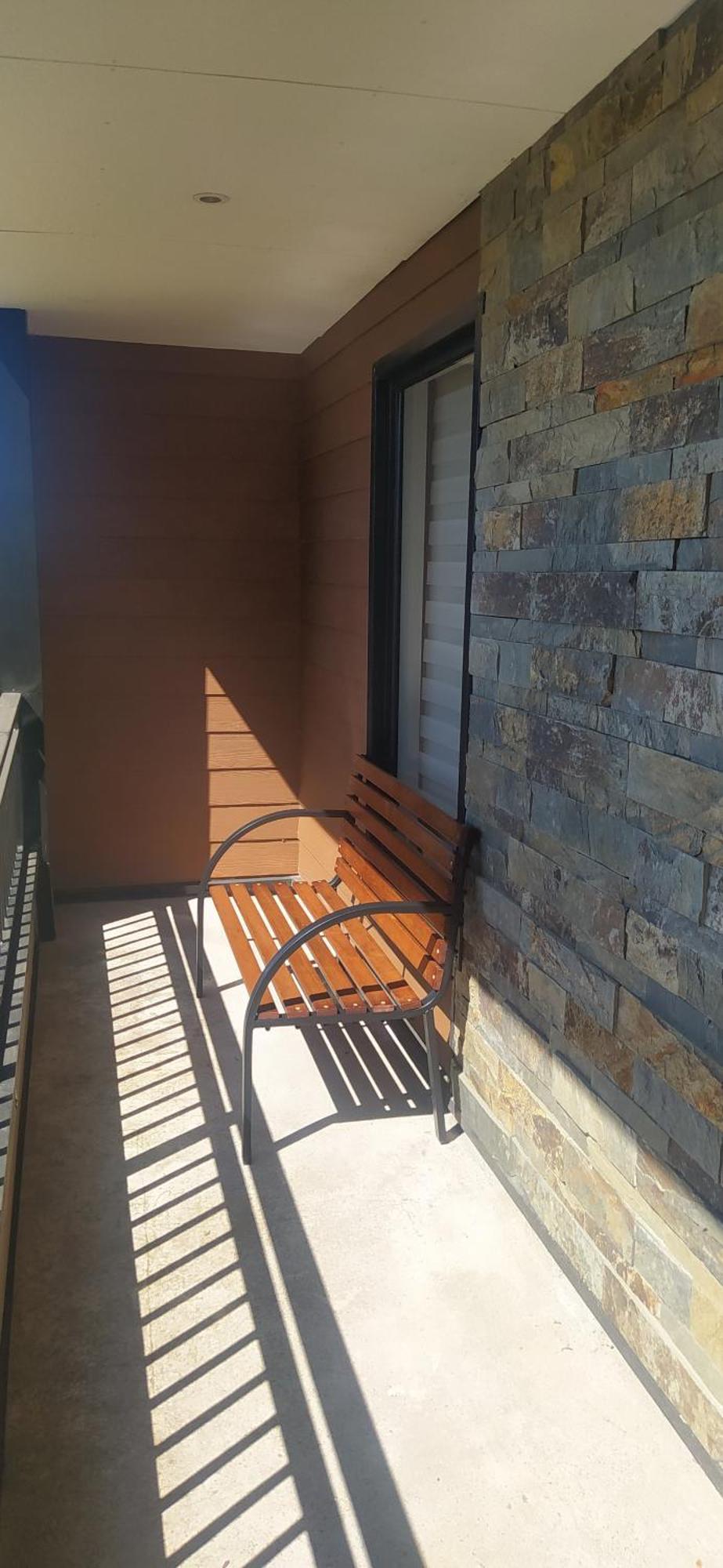 Apartamento Moderno Departamento Con Balcon En Islateja, Valdivia